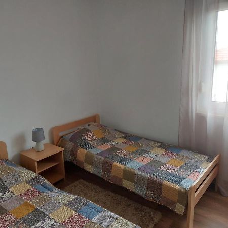 Apartman Lena Pula Buitenkant foto