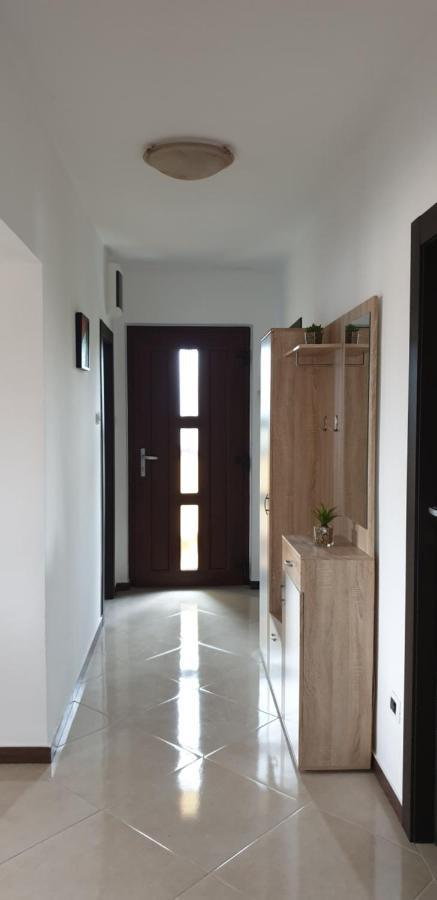 Apartman Lena Pula Buitenkant foto